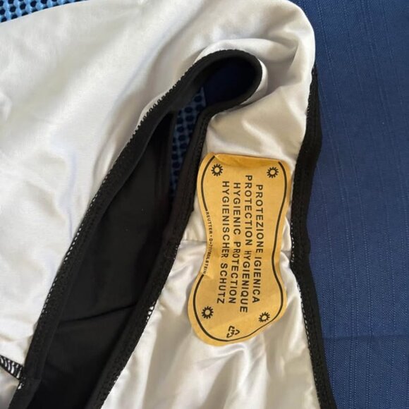 Women's Size Small Tropical Print One-Piece Swimsuit - Picture 5 of 5